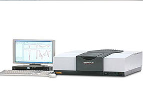 傅立叶红外光谱（FTIR）